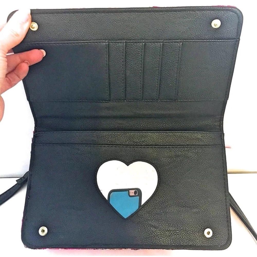 Betsey Johnson Pink Handbag Crossbody Purse New - Picture 8 of 8